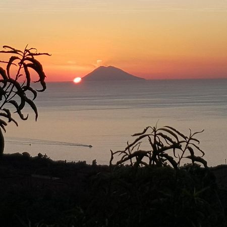 B&B La Casa Di Martina Zambrone Buitenkant foto